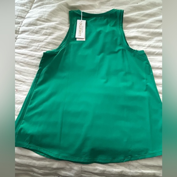 NWT Lilly Pulitzer Westley UPF 50+ “Fiddle Leaf Green” Active Tank, Size Medium - Picture 9 of 14